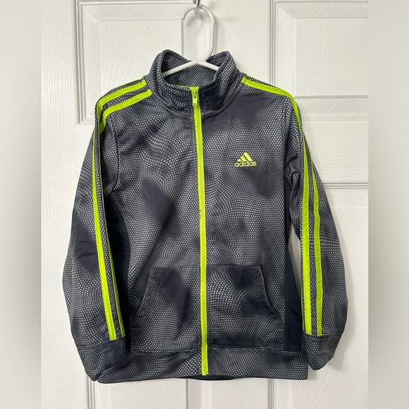 EUC 7Y Nike Adidas Puma bundle of 4 zip up brand name sweaters - Picture 8 of 8